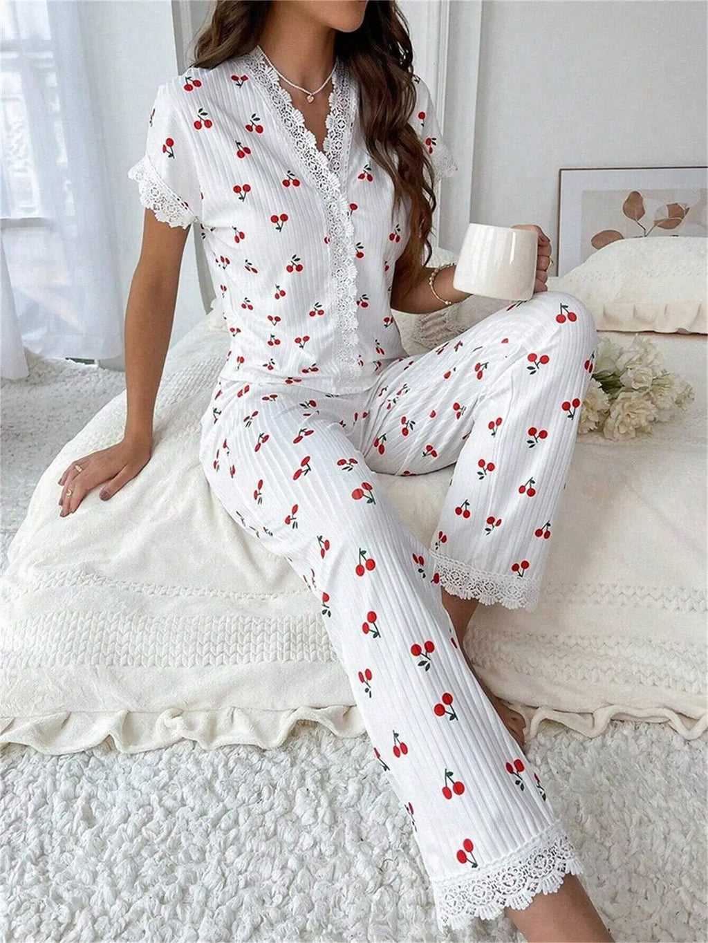 New Elegant Women's Pajamas Cherry Printed Lace Lace Decoration Button Short Sleeve Long Pants Loungewear Set
