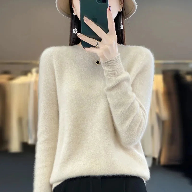 Elegant Crew Neck Knitwear Women's Long Sleeve Wool Sweater Simple Quality Base Layer Shirt Versatile Fashionable Chinese Brand