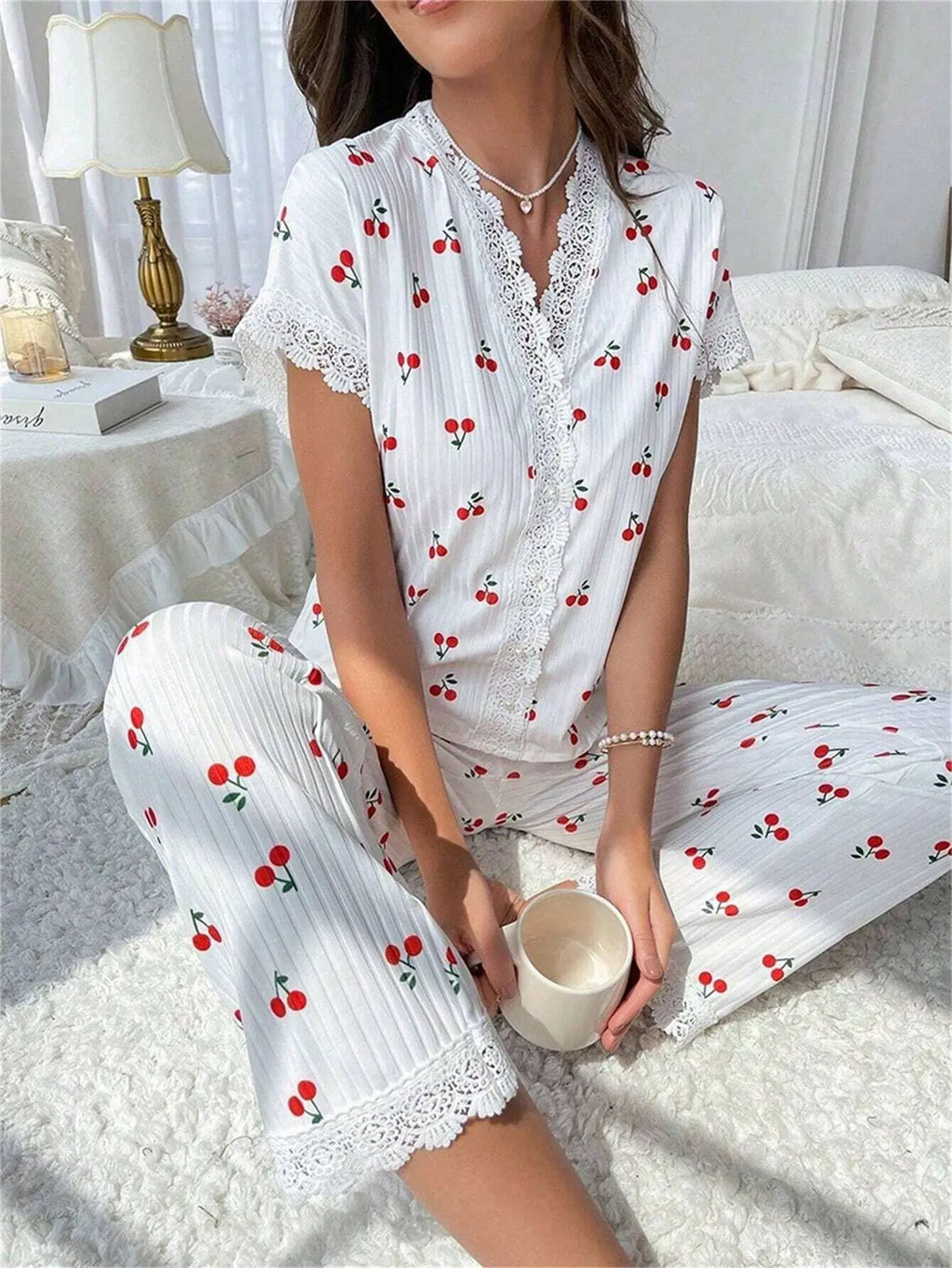 New Elegant Women's Pajamas Cherry Printed Lace Lace Decoration Button Short Sleeve Long Pants Loungewear Set